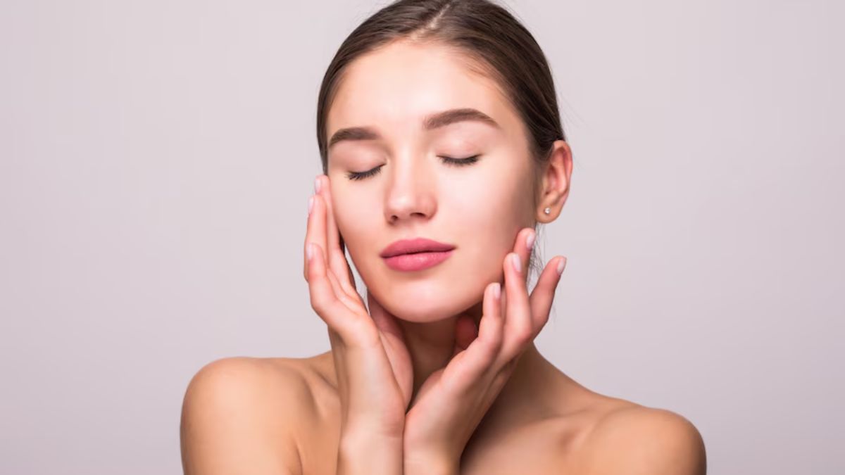 Aloe Vera and Turmeric For Skin Whitening