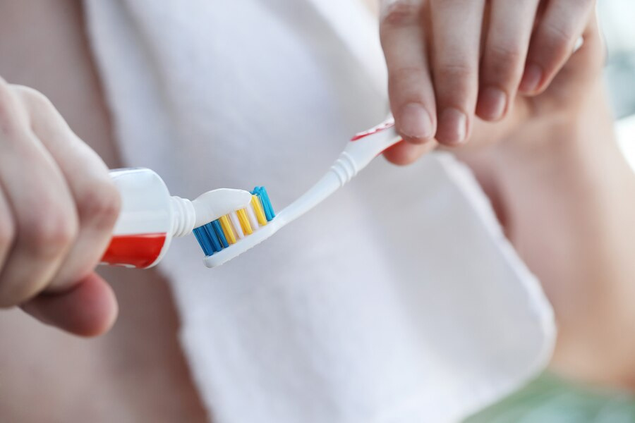 causes-of-tongue-bleeding-while-brushing