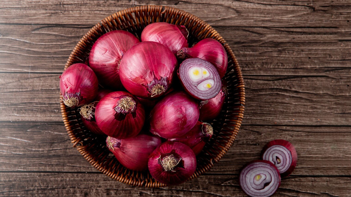 Raw Onion Benefits To Control High BP