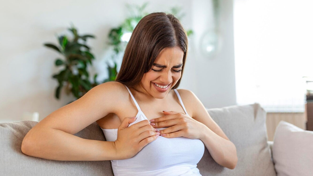 Breast Tenderness And Prevention in Hindi