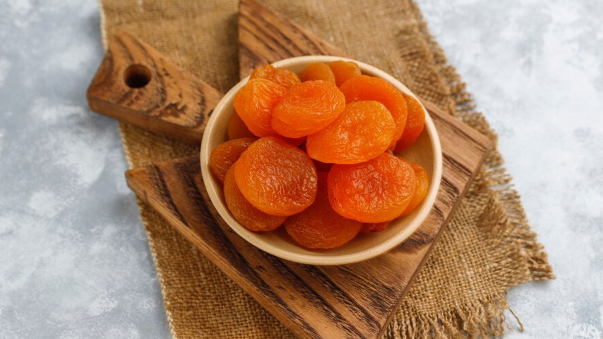 Here’s How Dried Apricots Can Boost Your Eye Health