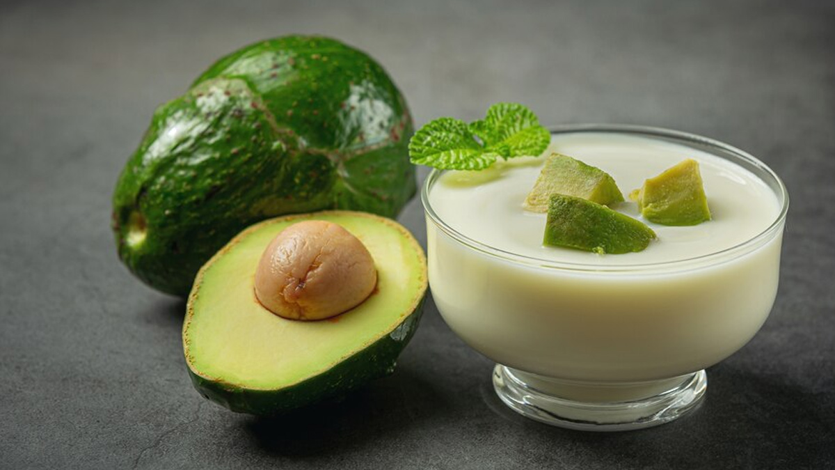 Do You Suffer From Migraines? Here’s Why You Should Not Eat Avocados