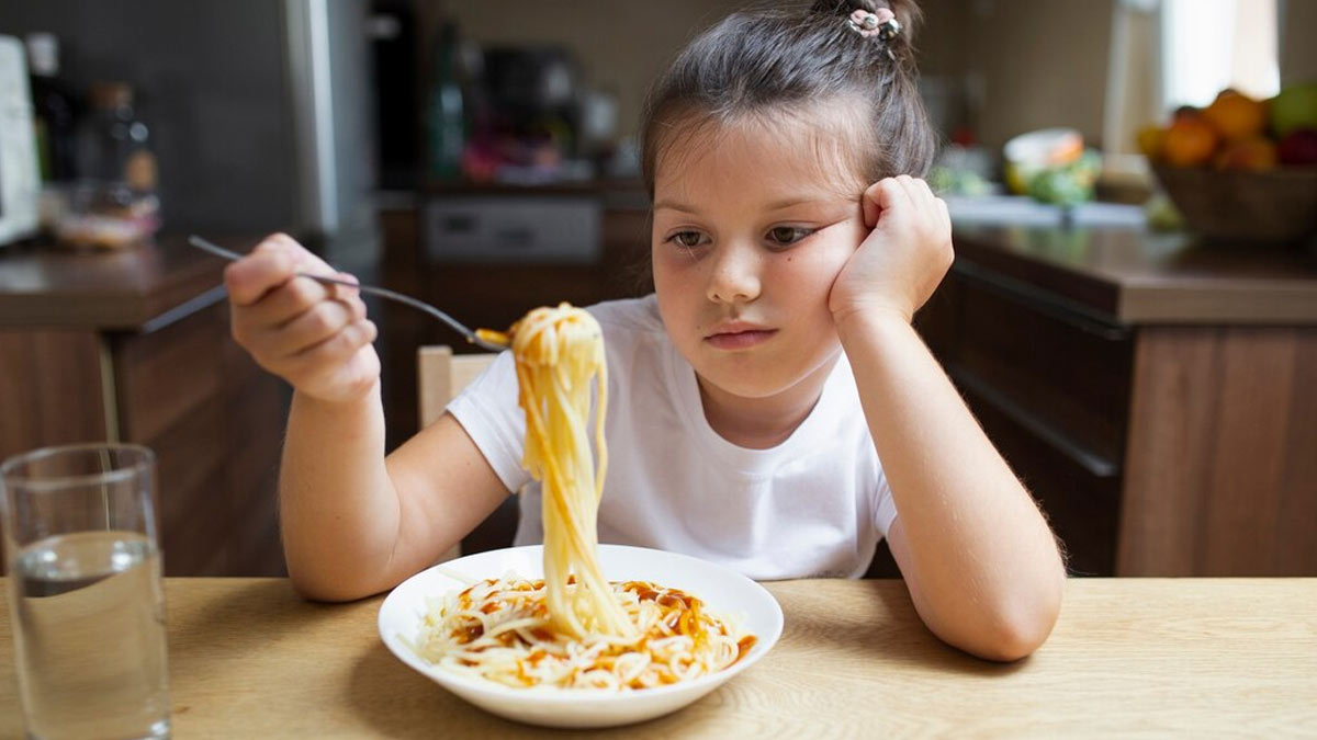 Noticing A Change In Your Toddler's Eating Habits? Here's What It Signifies