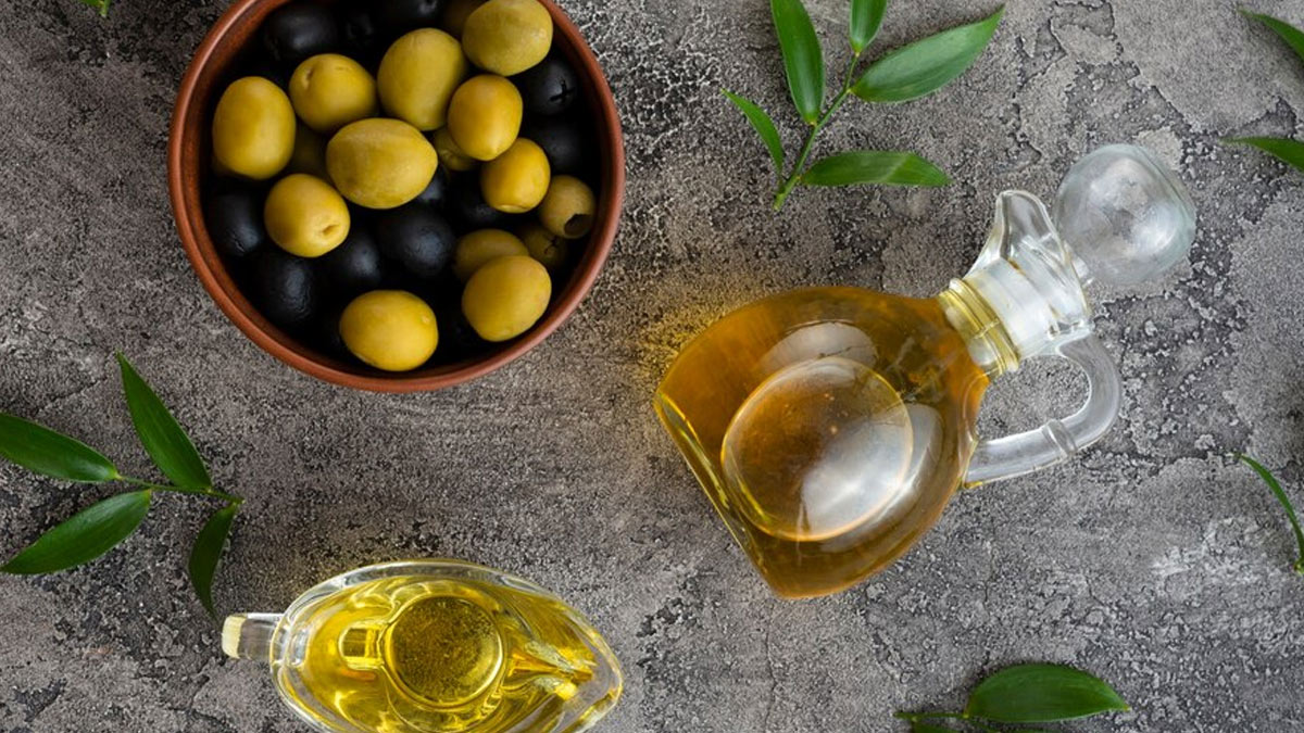 Essential Oils That Can Boost Your Ear Health And Tips to Use Them