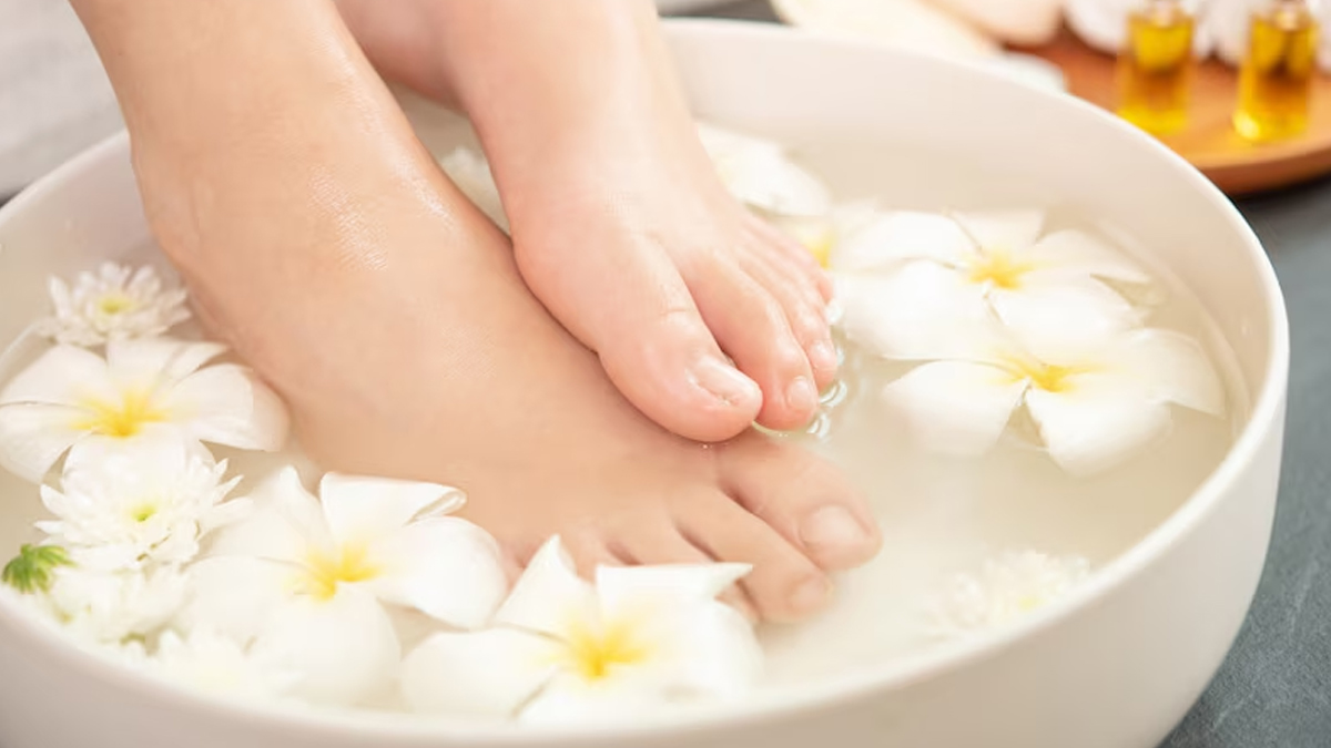 feet soak