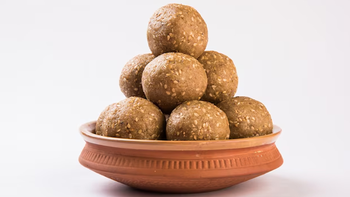 ginger-ladoo-inside