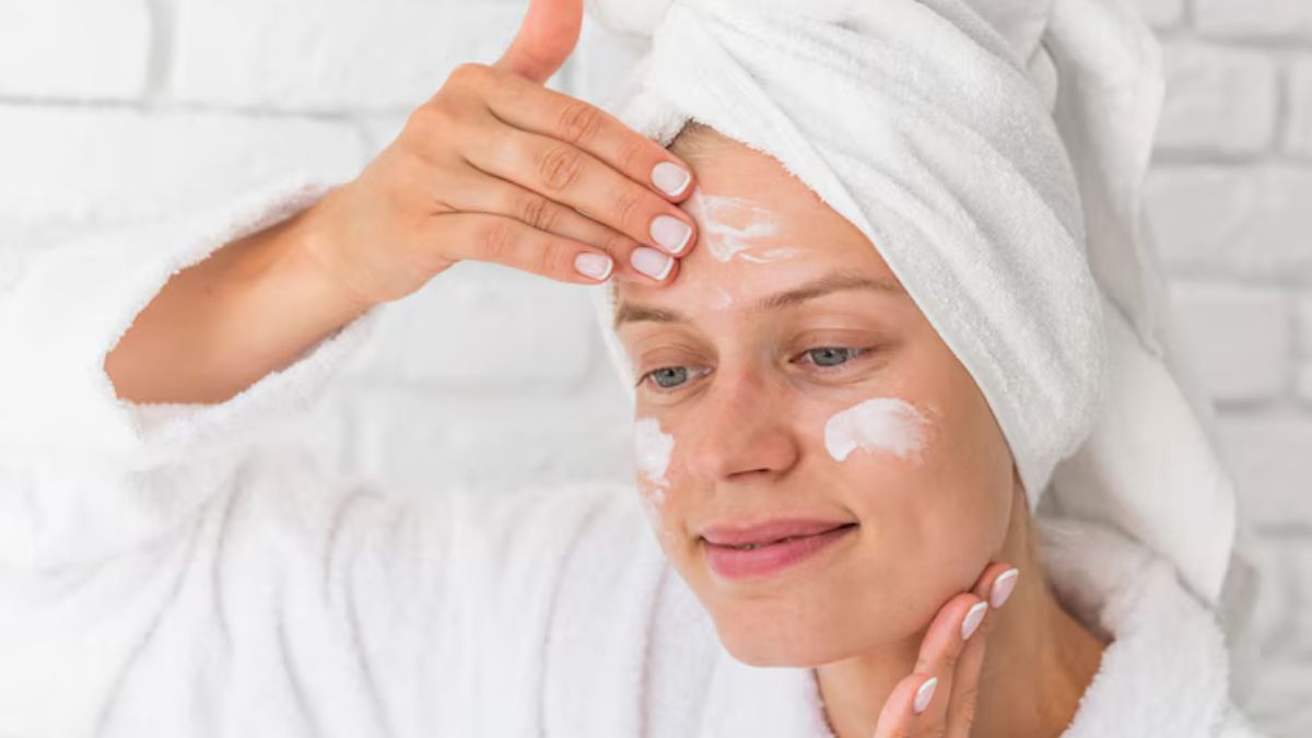 How To Protect Your Skin From Monsoon Humidity