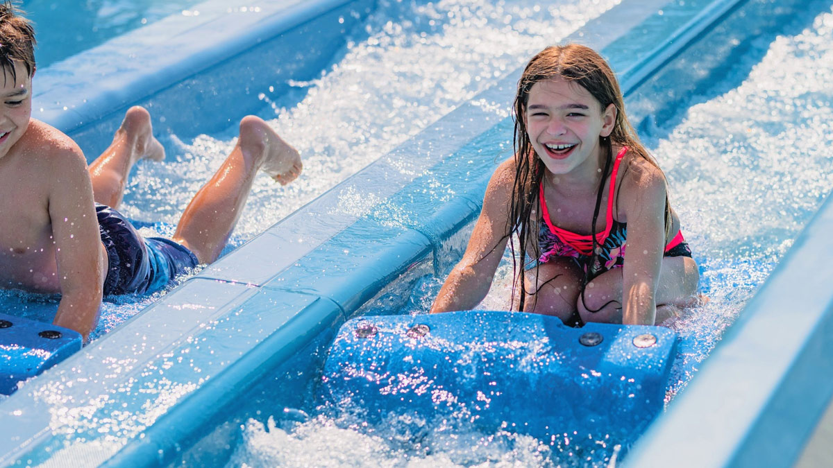 can bathing in water parks causes skin infection in hindi