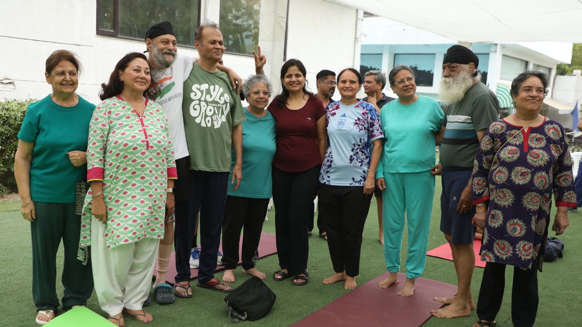 Vasant Kunj Club Hosts International Yoga Day Event With Dr Gaur & Digital Media Partner OnlyMyHealth