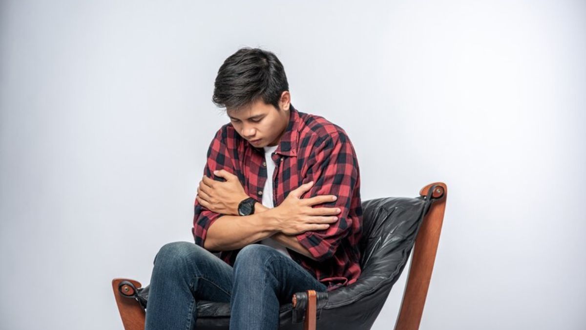 Abdominal Aortic Aneurysm in Hindi