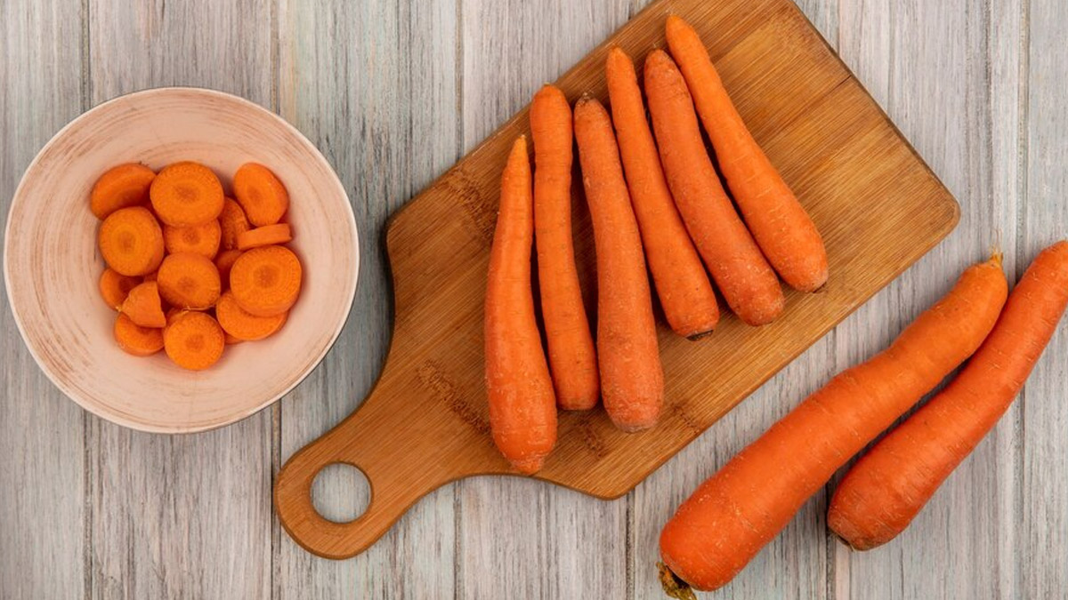 DIY Carrot Masks To Boost Hair Growth