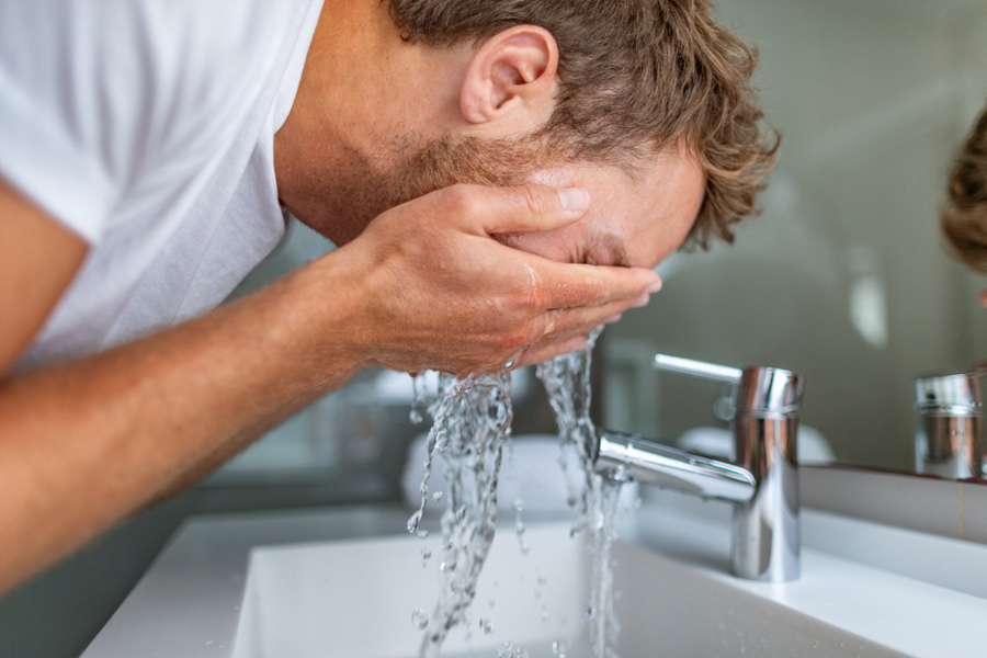 wash eyes