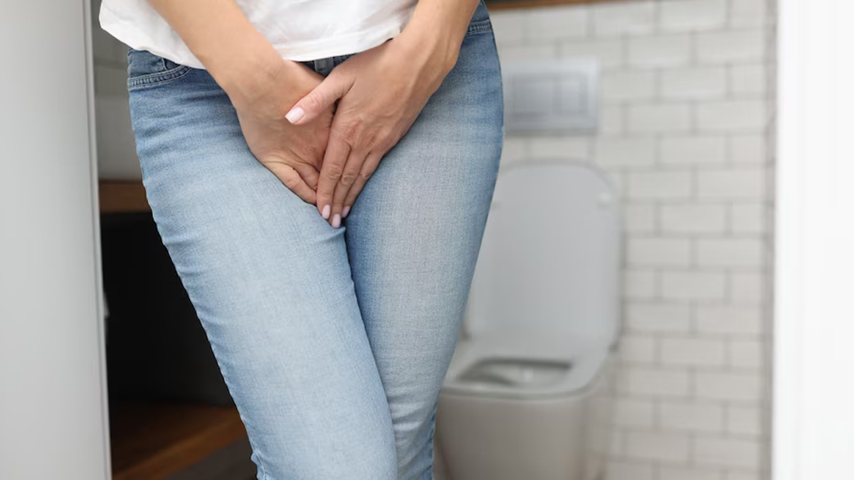 yellow vaginal discharge in hindi