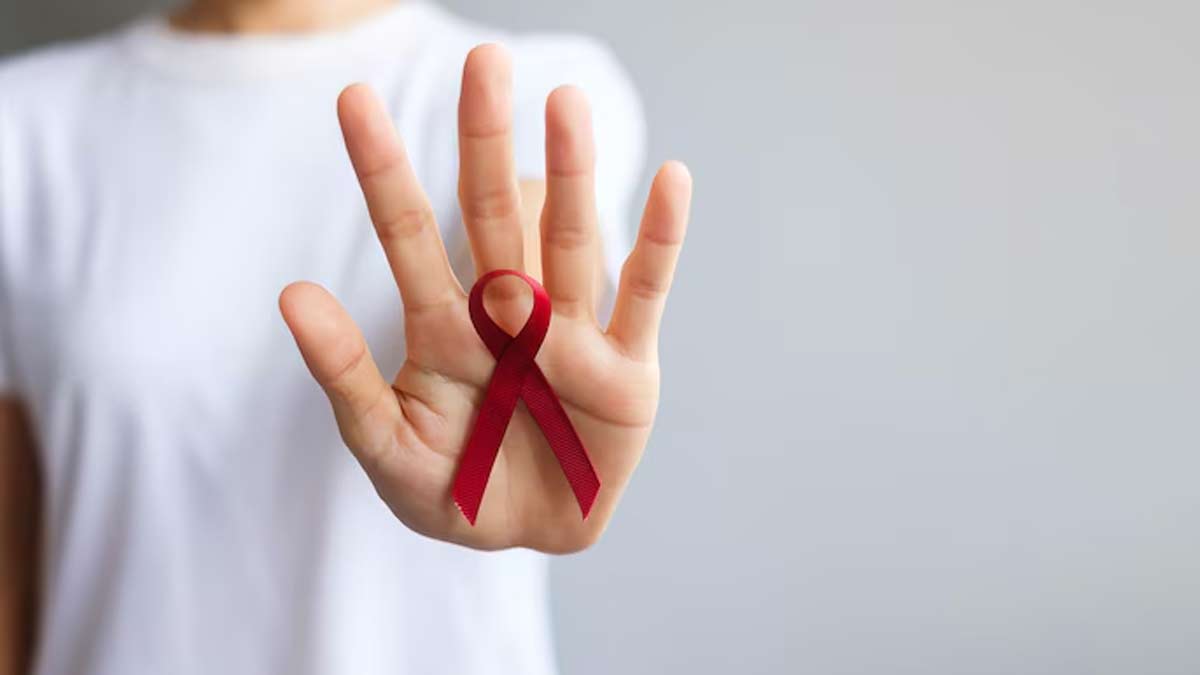 What Causes Chronic Myeloid Leukomia in Hindi