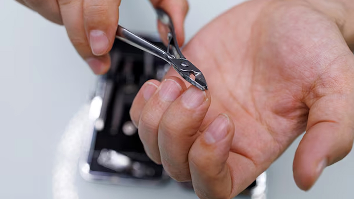 nail cutting