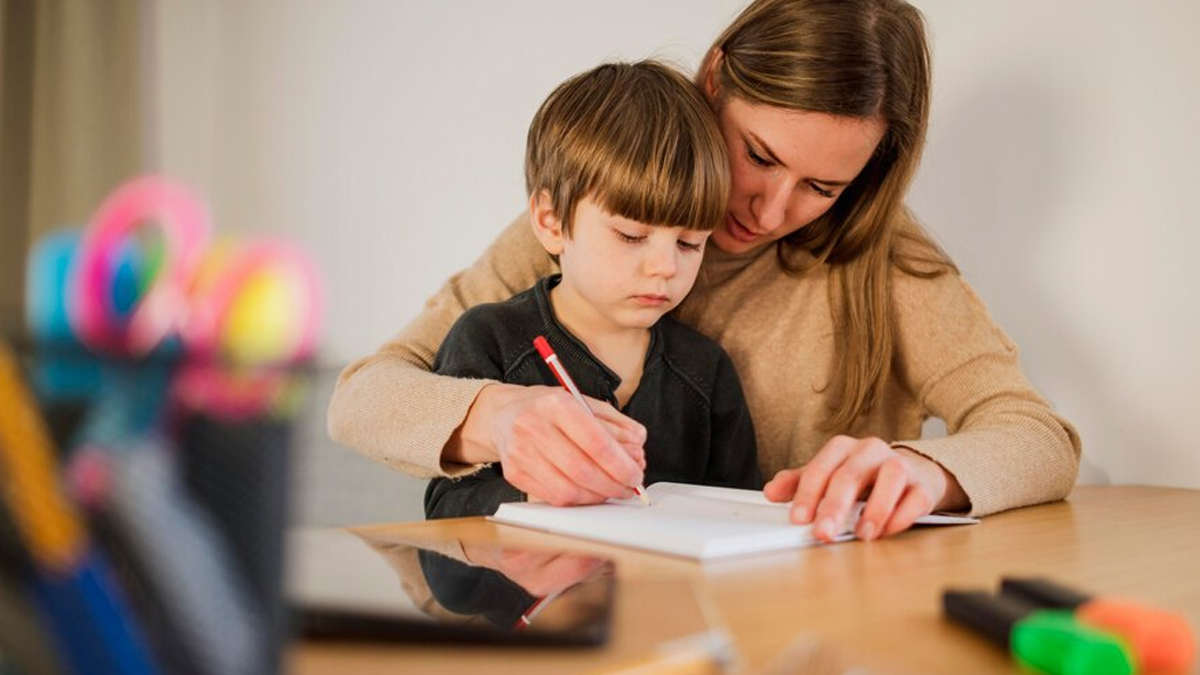 How-To-Discipline-1-Year-Old-Child-inside