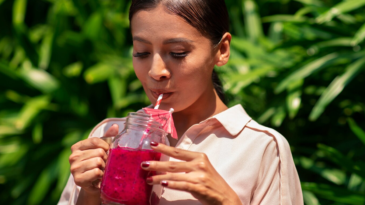 Pomegranate Juice Benefits To Reduce Clogged Arteries In Hindi