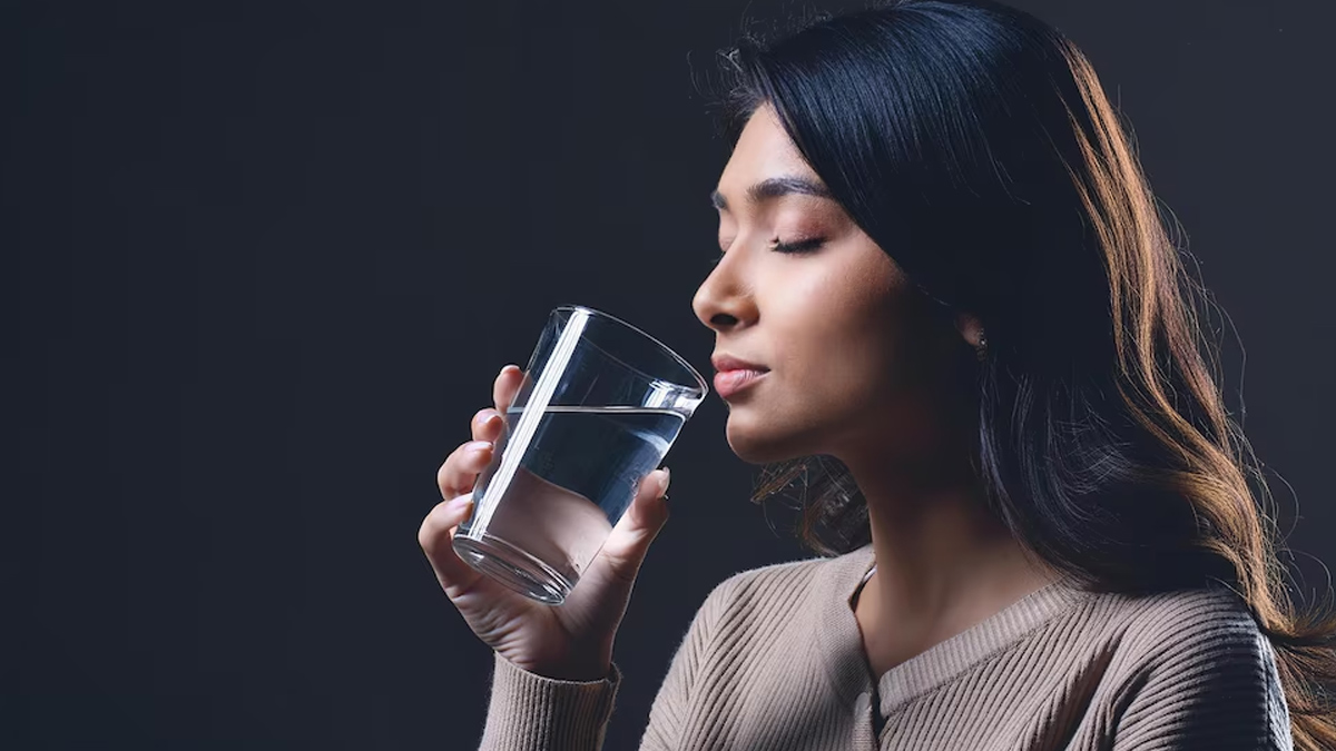 what to drink to cure hangover headache in hindi