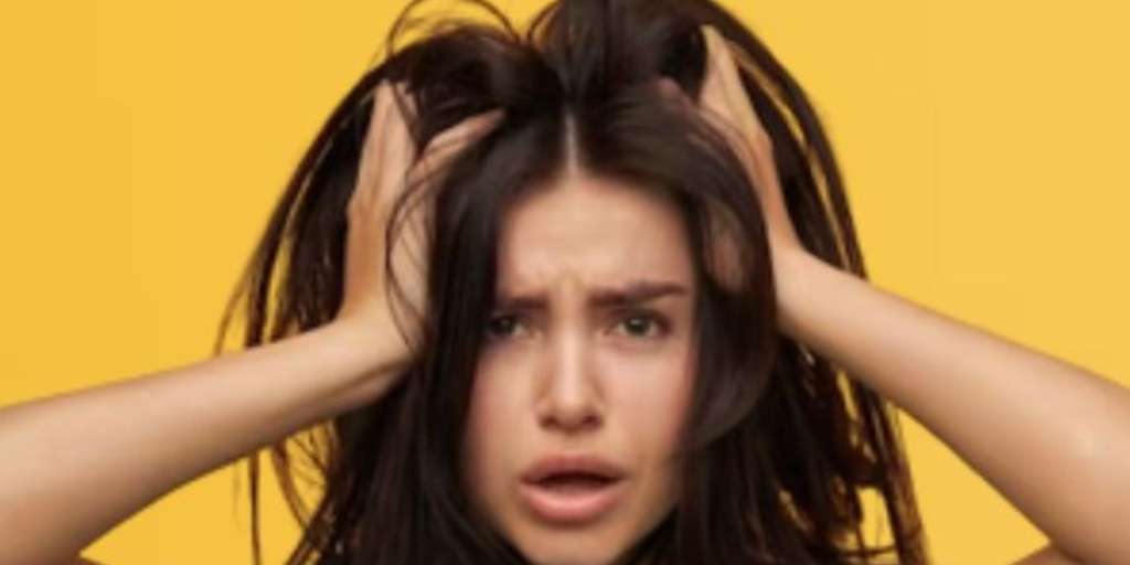 Natural Hacks Get Rid Of Dandruff