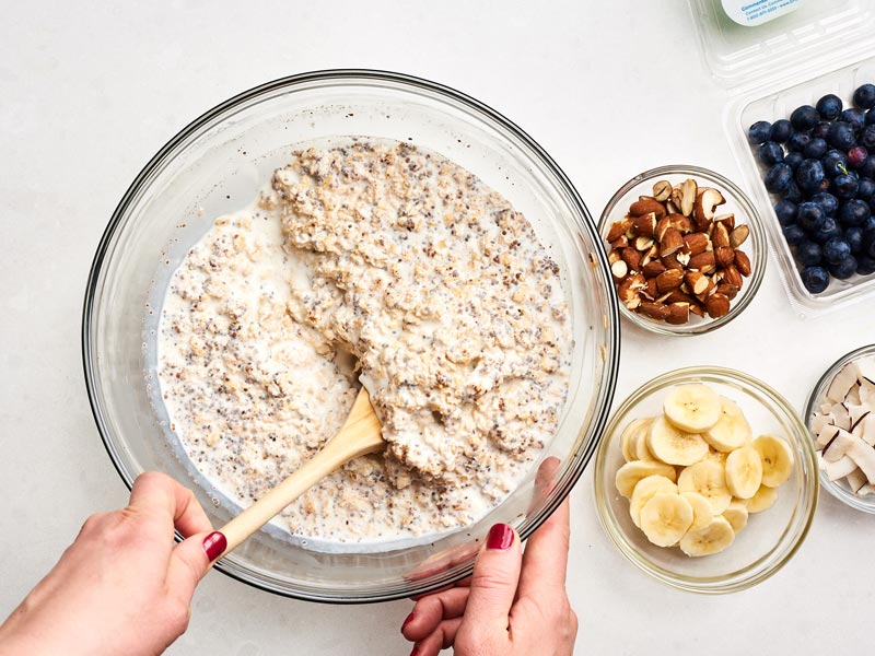 7 Health Benefits of Overnight Oats And Why They Are Better Than Regular  Ones