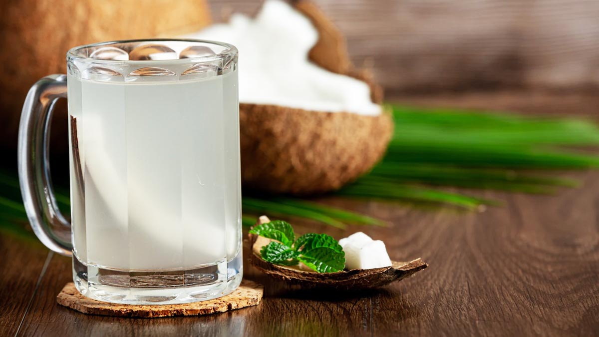 5 Health Benefits Of Drinking Coconut Water On An Empty Stomach