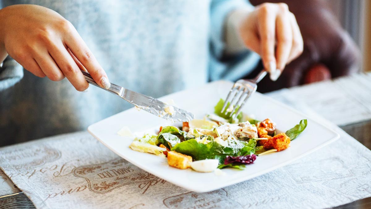 Study Reveals Best Time To Eat Dinner For Weight L...