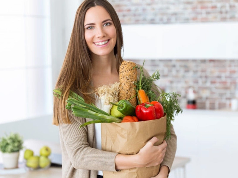 7 Expert Suggested Nutrition Tips For Women Above Age 40