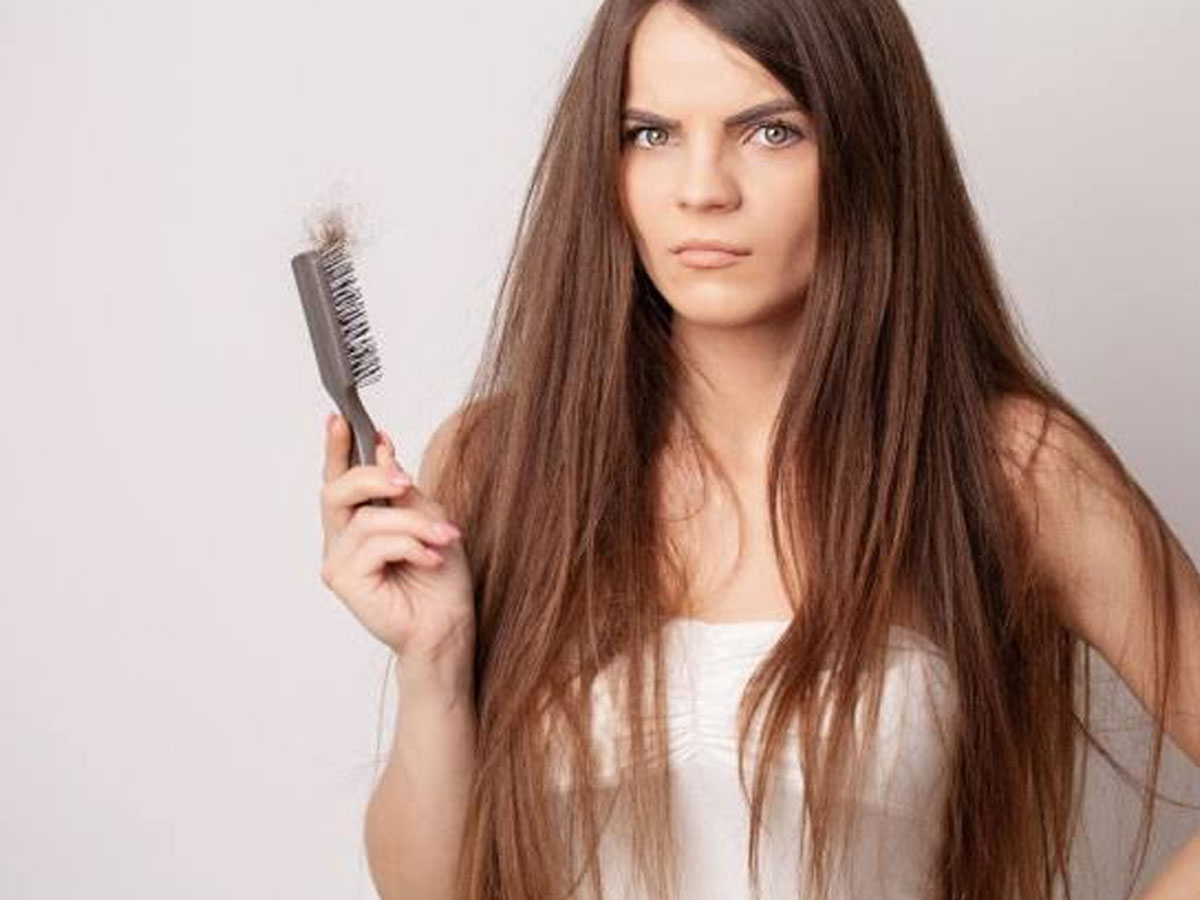 What Causes Hair Damage In Winters? Follow These Ayurvedic Tips To Maintain  Hair