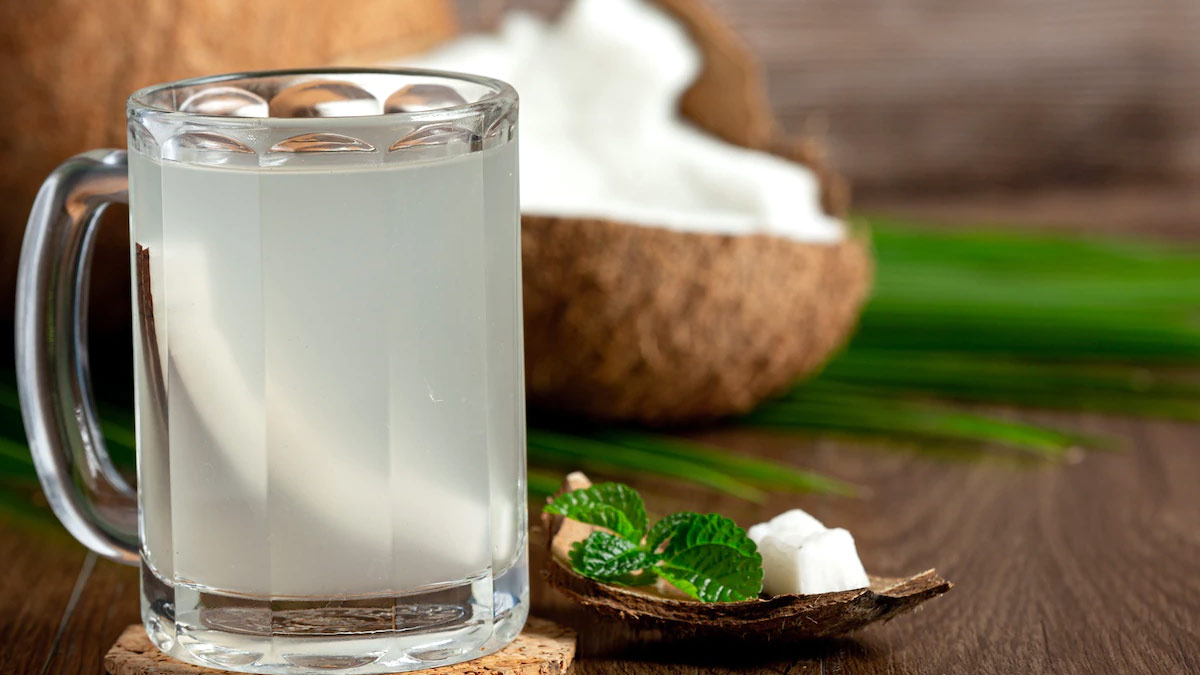 5 Benefits Of Drinking Coconut Water At Night