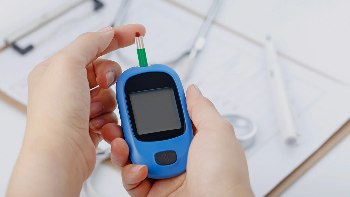 A Glucose Meter Might Soon Detect Antibodies Against COVID-19, Says Johns Hopkins Study 