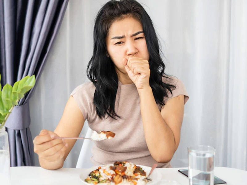 Food Stuck In Your Throat Try These 5 Ways To Deal With It