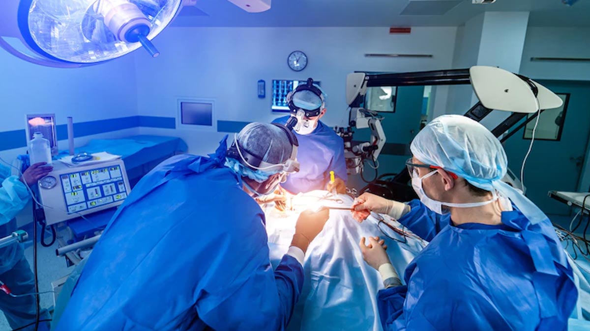 Benefits Of Technological Advancements In Spine Surgeries, Expert Explains