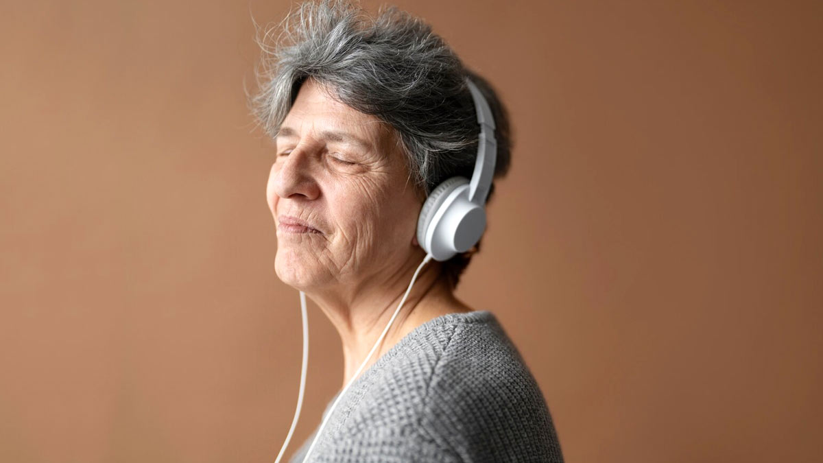 Study Finds Music Therapy Improves Well-being In People With Dementia