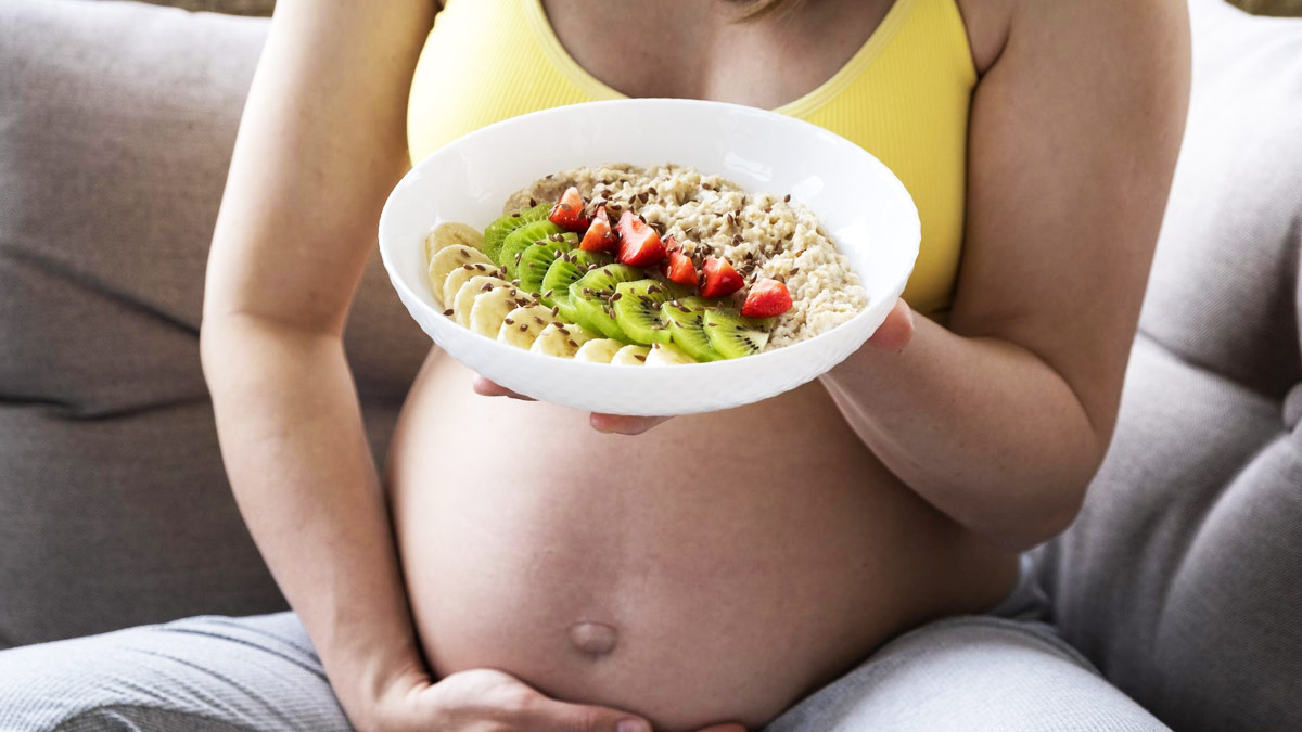5 Navratri Fasting Tips For Pregnant Women 