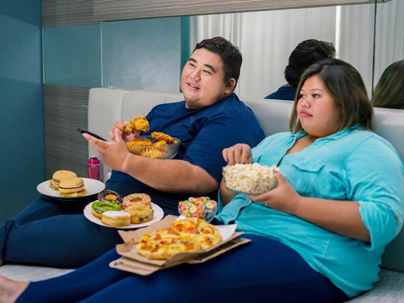 Wedding Season Shenanigans: 7 Tips To Avoid Overeating