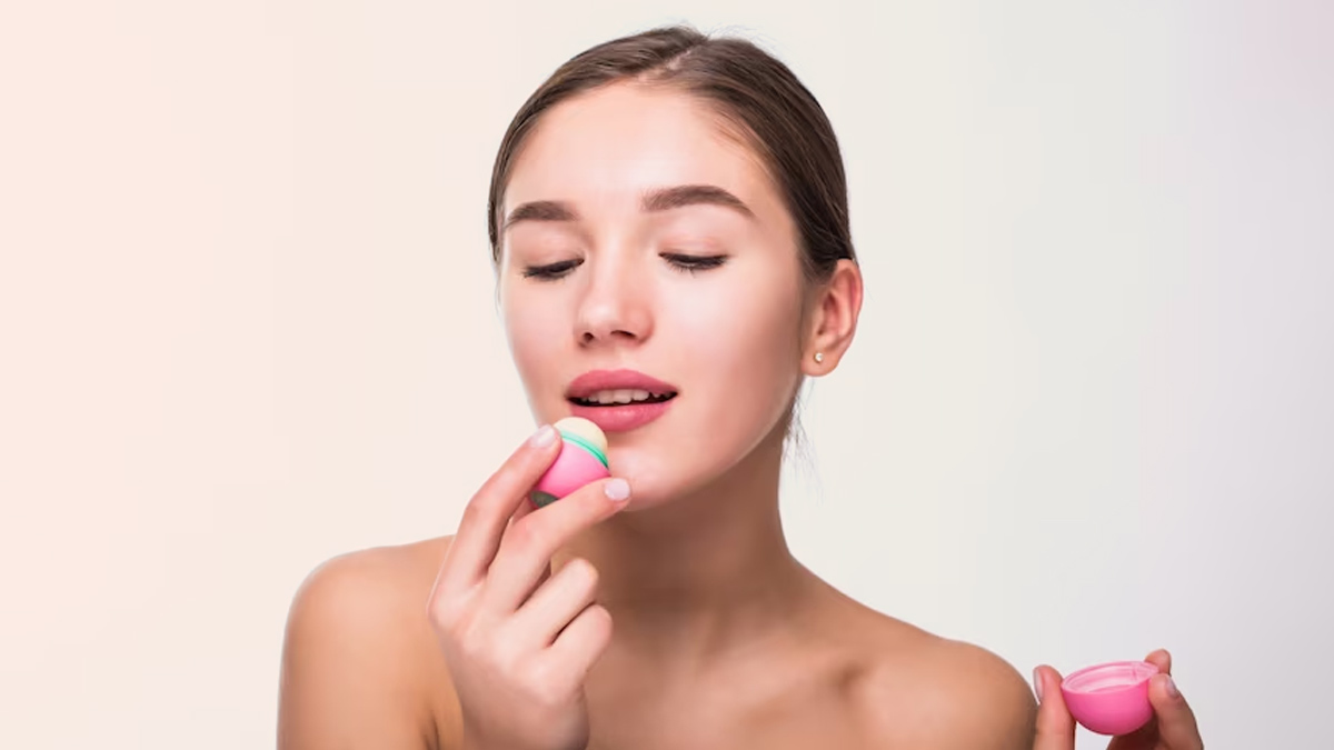 Benefits Of Using Natural Lip Balms, Expert Weighs In
