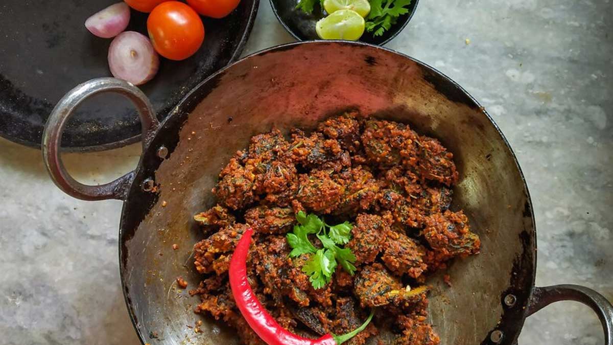Foods one should never cook in an iron kadhai