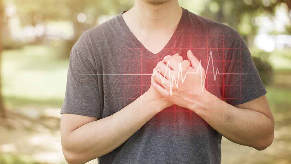 Cardiologist Shares 7 Warning Symptoms of Congenital Heart Disease in Men