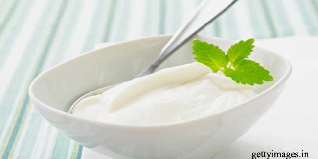 Treat Stomach Problems with Curd