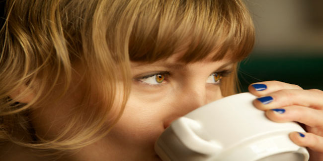 Why Sipping Coffee is Good for your Skin?