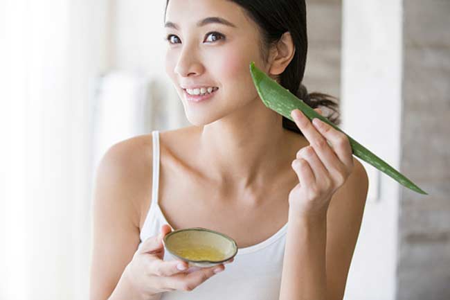 7 Easy to make aloe vera face packs