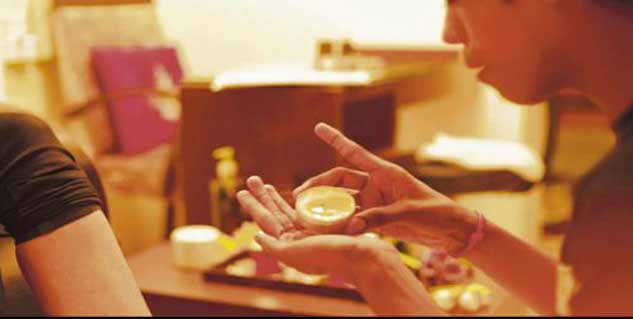candle manicure padicure during winter in hindi