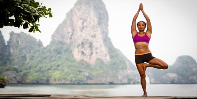 Vrikshasana in Hindi 