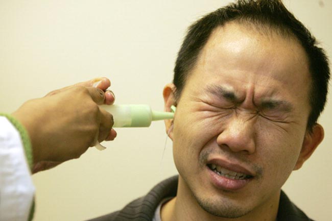 Ear Vax in Hindi