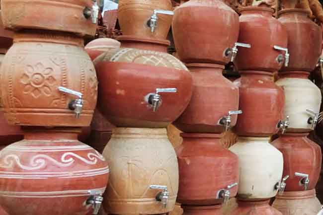 Health Benefits of Drinking Matka Earthen Pot Water in Hindi | सेहत के लिए  अमृत है घड़े का पानी