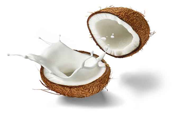 7 Effective Ways Of Using Coconut Milk For Beauty Enhancement In Hindi