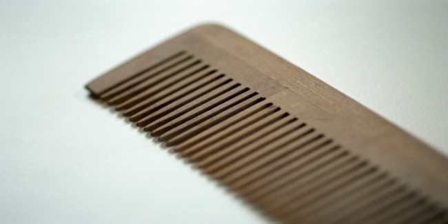 Why you should use a wooden comb for your mane