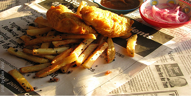 Newspapers To Remove Oil From Fried Foods in Hindi