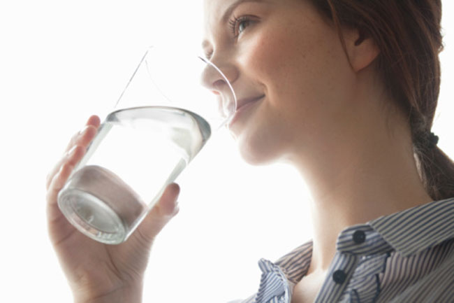 benefits-of-drinking-warm-salt-water-in-the-morning