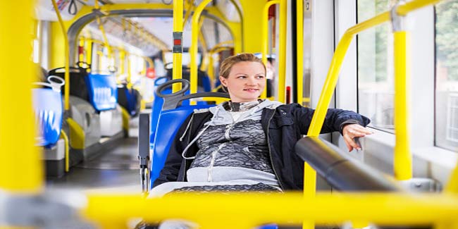 can pregnant woman travel in bus